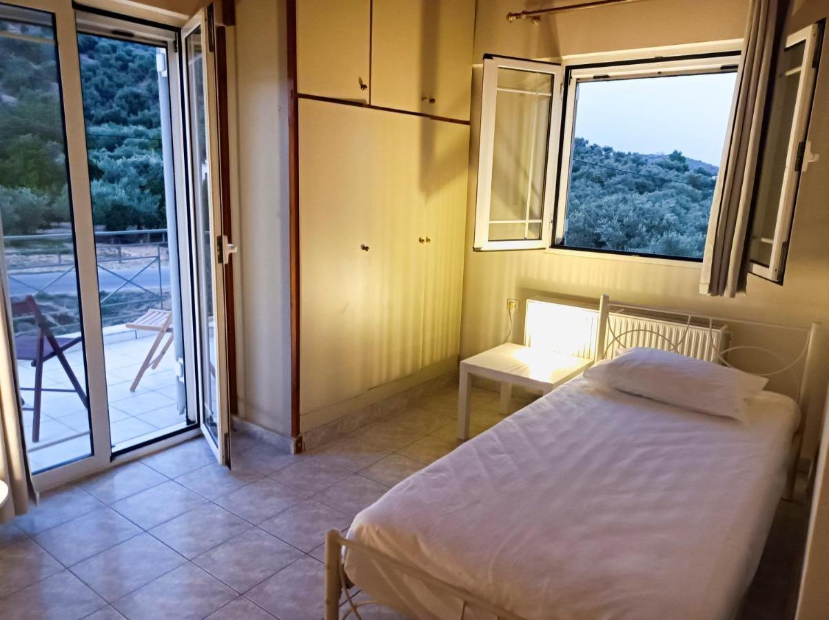 Zoi'S Hοuse.Vacation Home In Mani Near Vathi Beach Exteriör bild